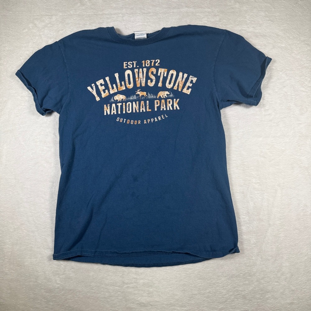 Yellowstone National Park Graphic T‎ Shirt Delta Magnum Weight Medium